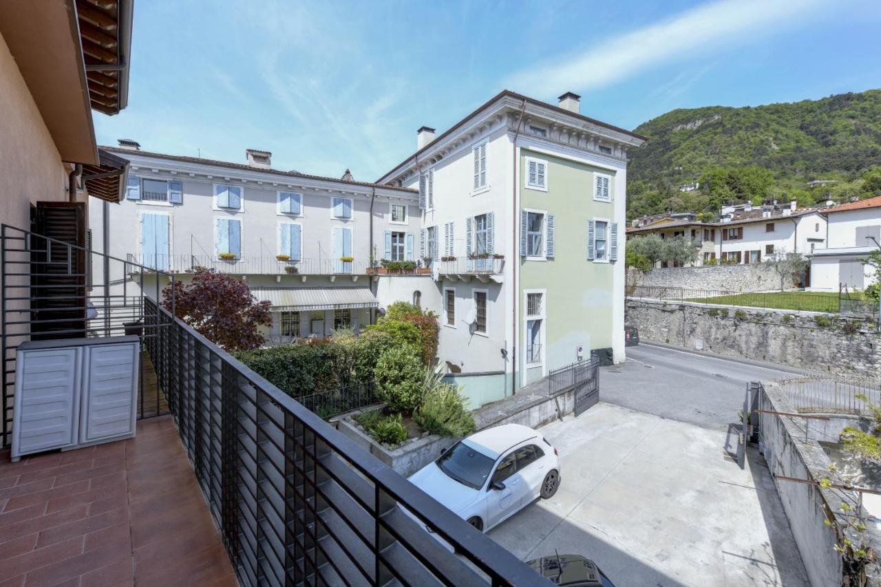 Appartamento Isi Salò Exteriör bild